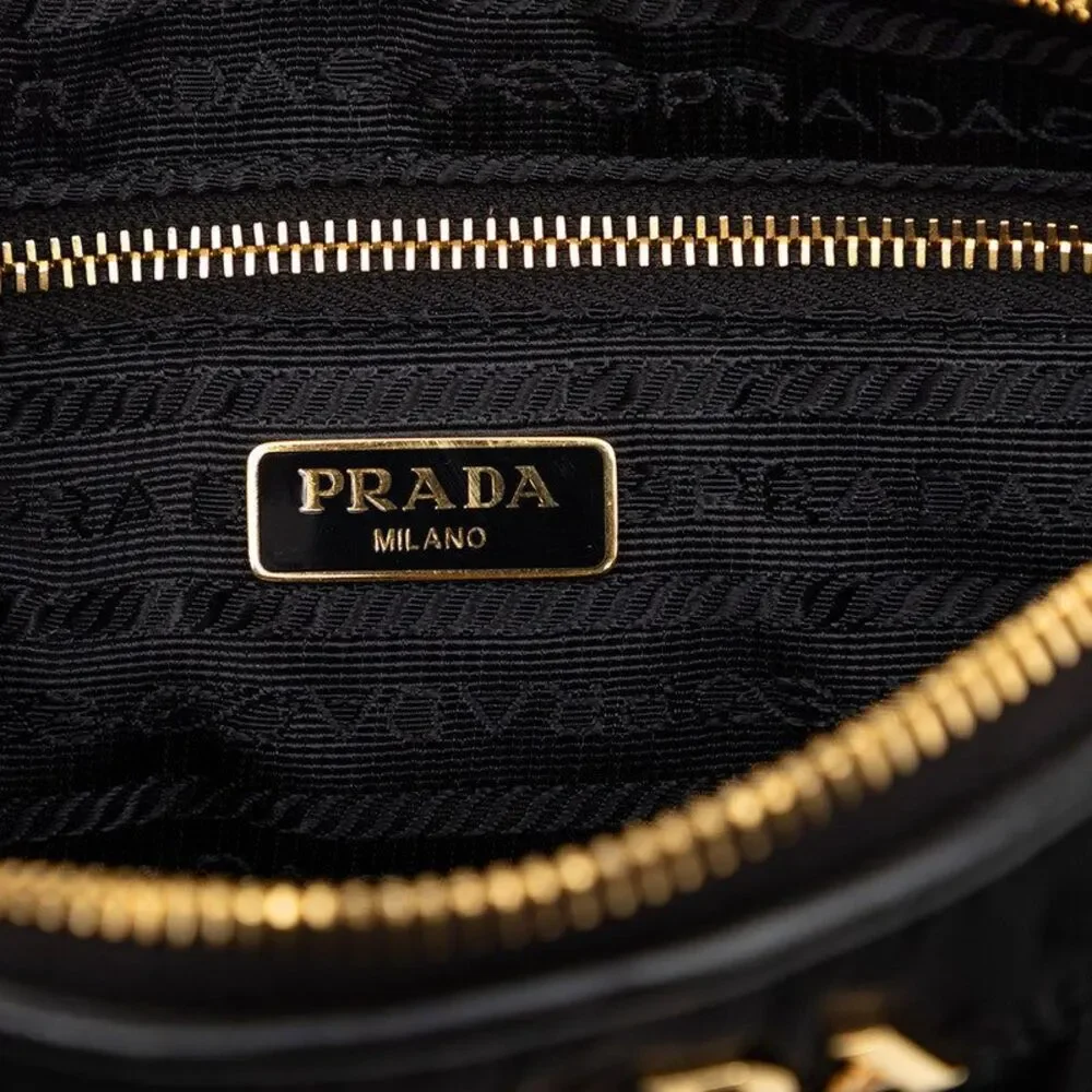 Prada delivery duty